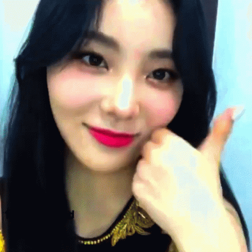 Jinsoul gif