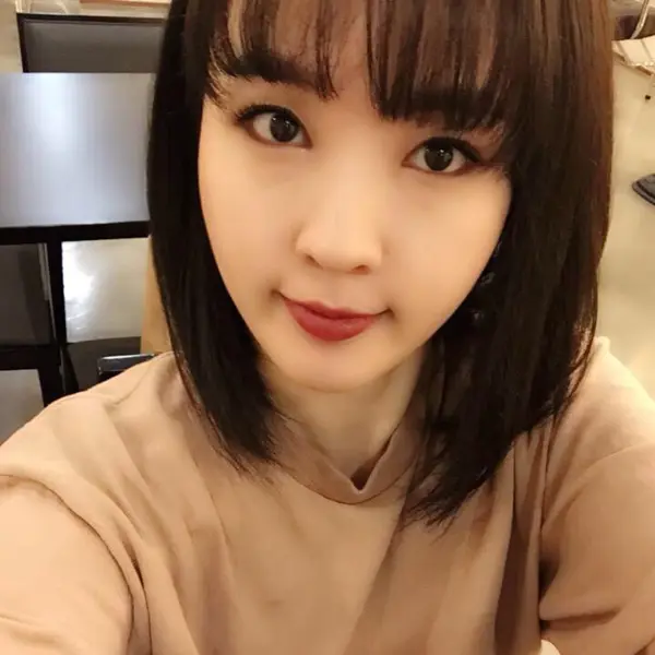 Imagem da galeria de Jiyoon