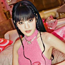 Minnie gallery image