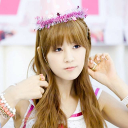 Chorong gallery image