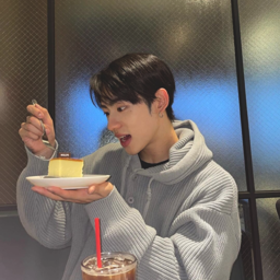 Kang Minseo gallery image