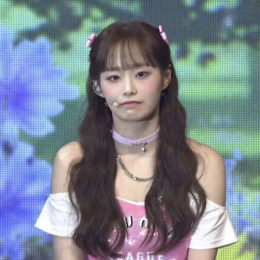 Chuu gallery image