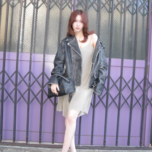 Momo gallery image
