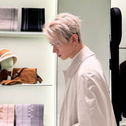 Heeseung gallery image