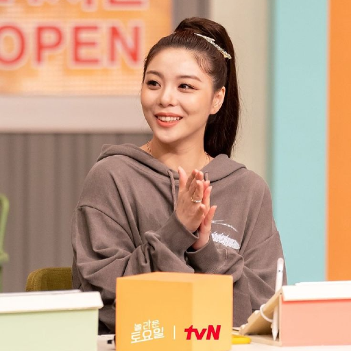 Ailee gallery image