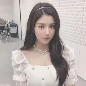 Eunbi gallery image