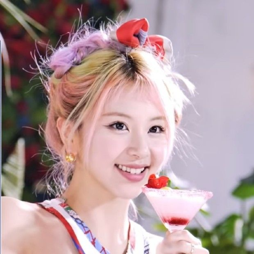 Chaeyoung gallery image