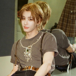 Leehan gallery image