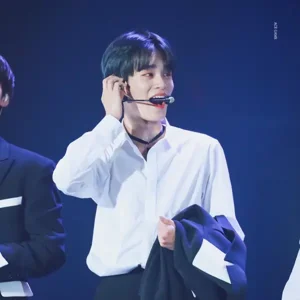 Daehwi gallery image