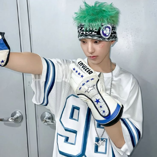Hoshi gallery image