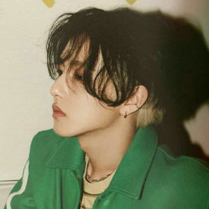 Renjun gallery image