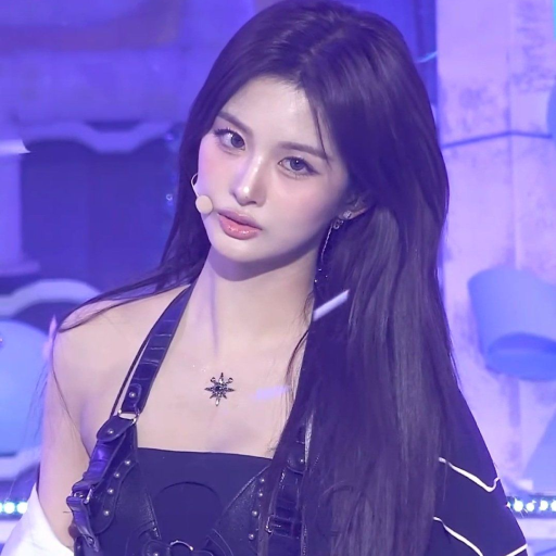 Sullyoon gallery image