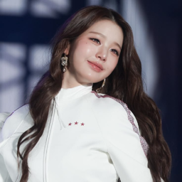 Wonyoung gallery image