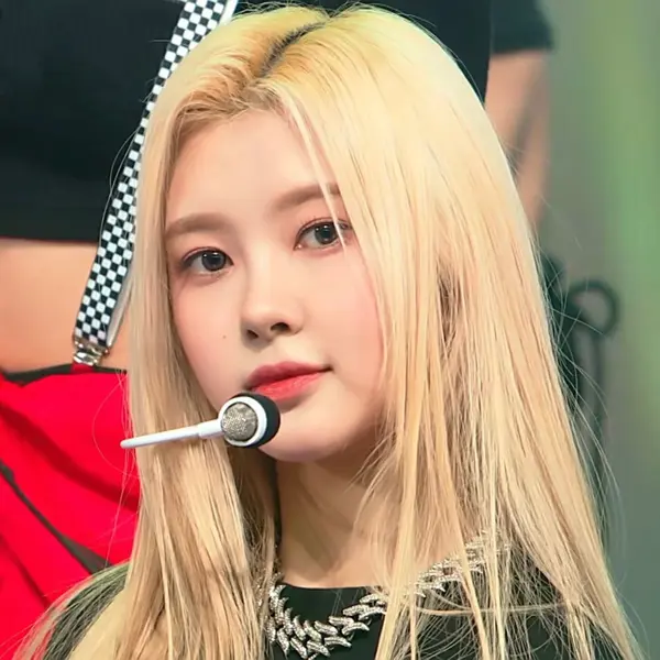 Dayeon gallery image