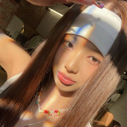 Chloe Young gallery image