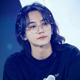 Jeonghan gallery image
