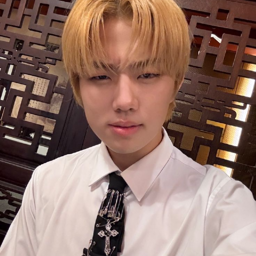 Park Jihoo gallery image