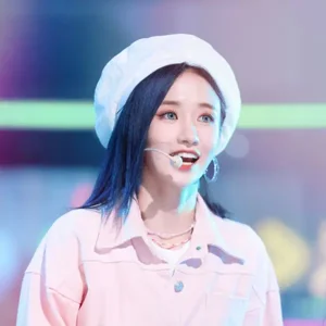 Jieun gallery image