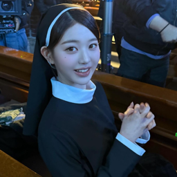 Wonyoung gallery image