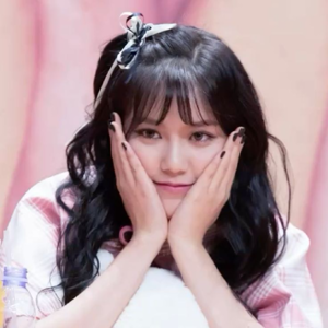 Shin Hyejeong gallery image