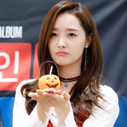 Woohee gallery image