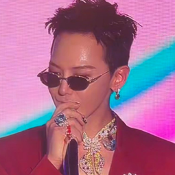 G-Dragon gallery image