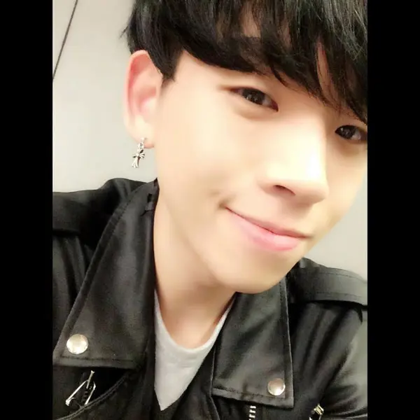 Junhyeok gallery image