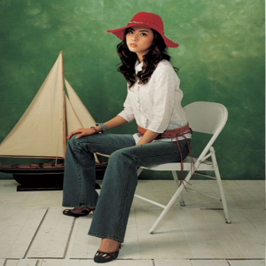 Park Ji-yoon gallery image