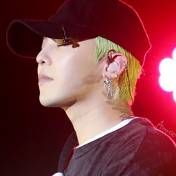 G-Dragon gallery image