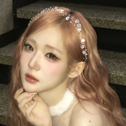 Yoon SeoYeon gallery image