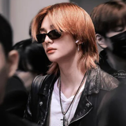 Hyunjin gallery image