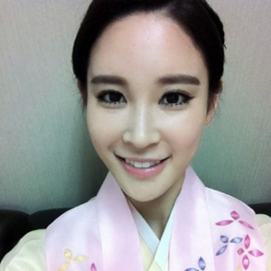 Lee Sem gallery image