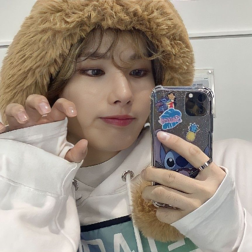 Larawan sa gallery ni Won Hyuk