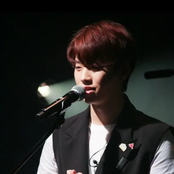 Junhyeok gallery image