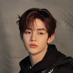 Zhang Hao gallery image