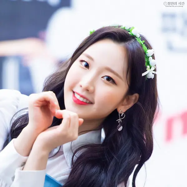 Nayun gallery image