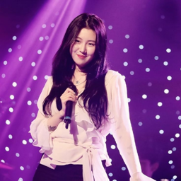 Baek Yerin gallery image