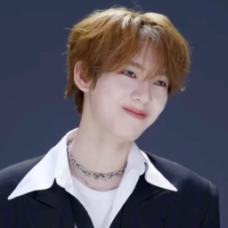 Han Yujin gallery image