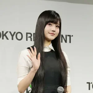 Serina gallery image