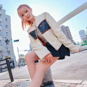 Hitomi gallery image