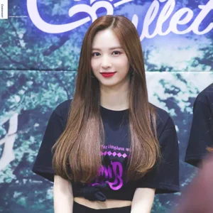 Jiwon gallery image