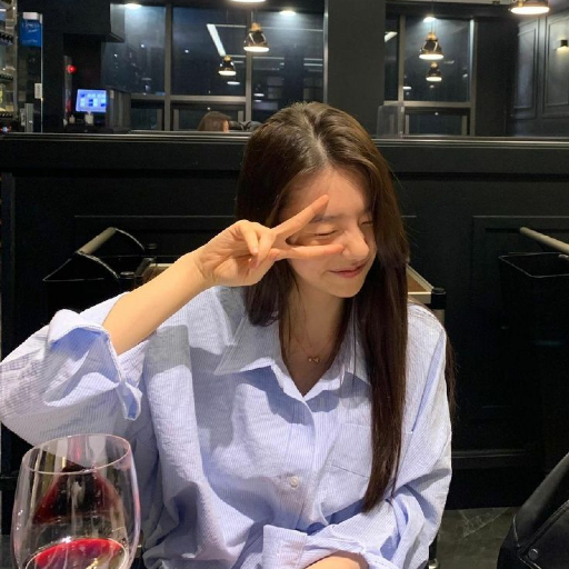 Gambar galeri Nayoung