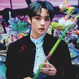 Lee Know gallery image