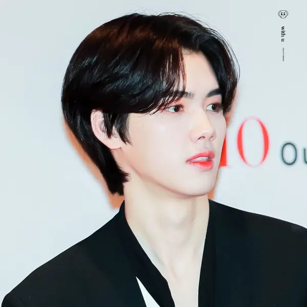 Minhee gallery image