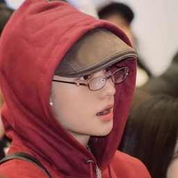 Hyunjin gallery image