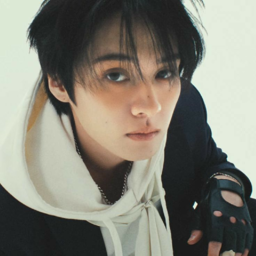 Lee Know gallery image