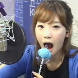 Taeyeon gallery image