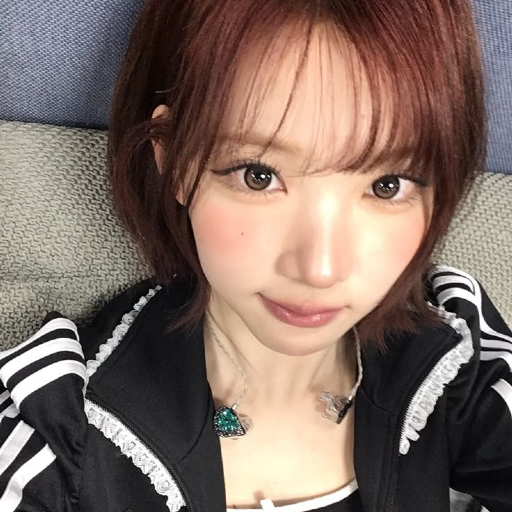 Jiwoo gallery image