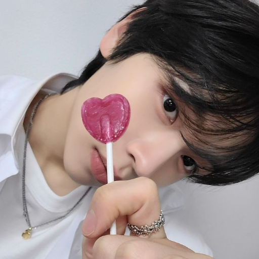 Gambar galeri Chu Yoochan