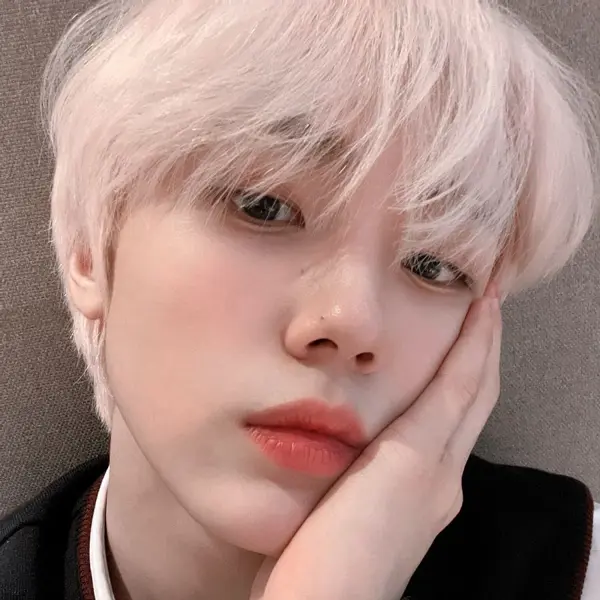 Seongmin gallery image